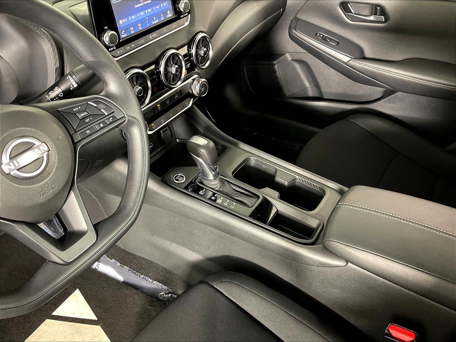 Certified 2025 Nissan Sentra S FWD image 18