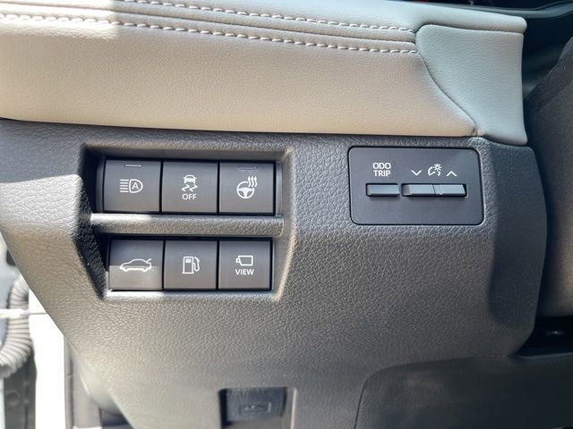 Used 2019 Toyota Avalon Touring w/ Advanced Safety Package FWD image 16