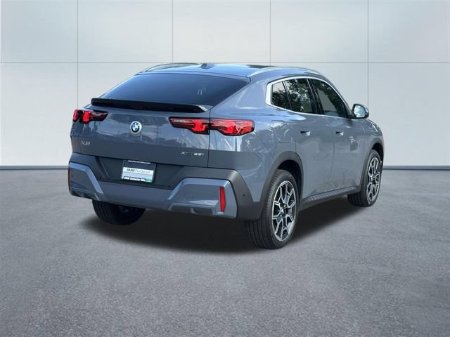 Used 2025 BMW X2 xDrive28i w/ Premium Package AWD/4WD image 6