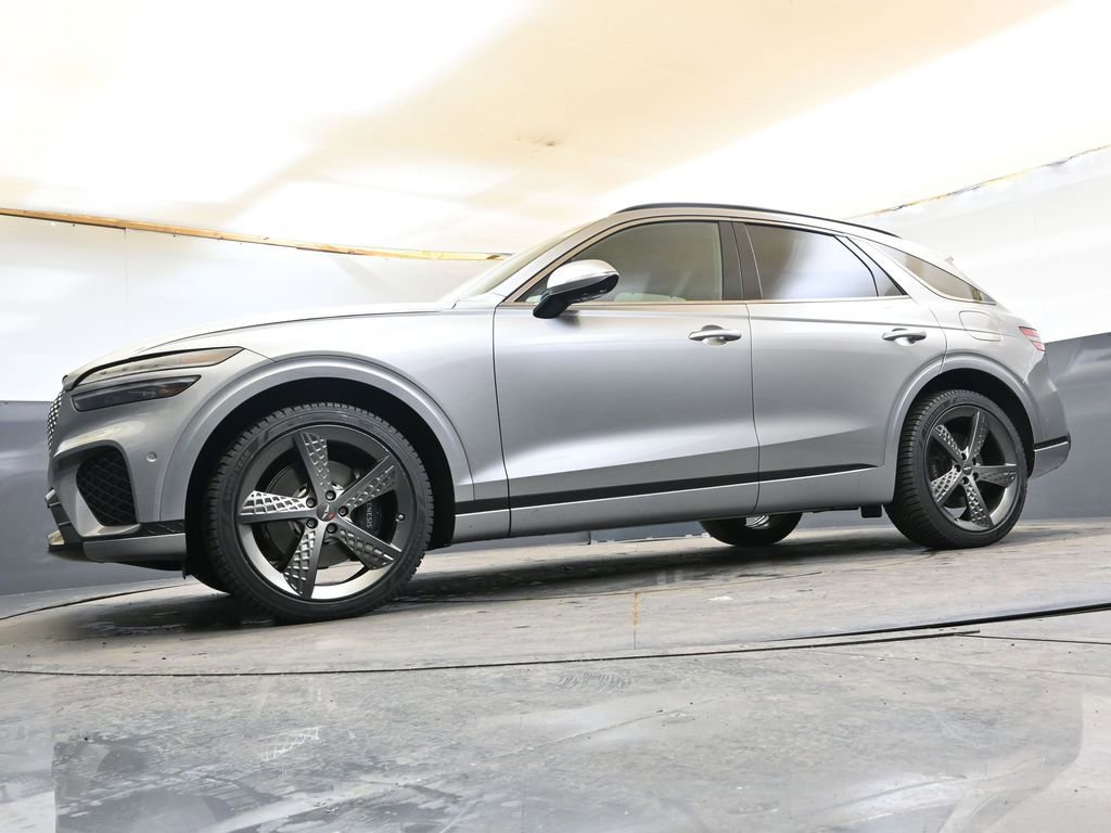 Used 2025 Genesis GV70 2.5T w/ Sport Prestige Package image 30