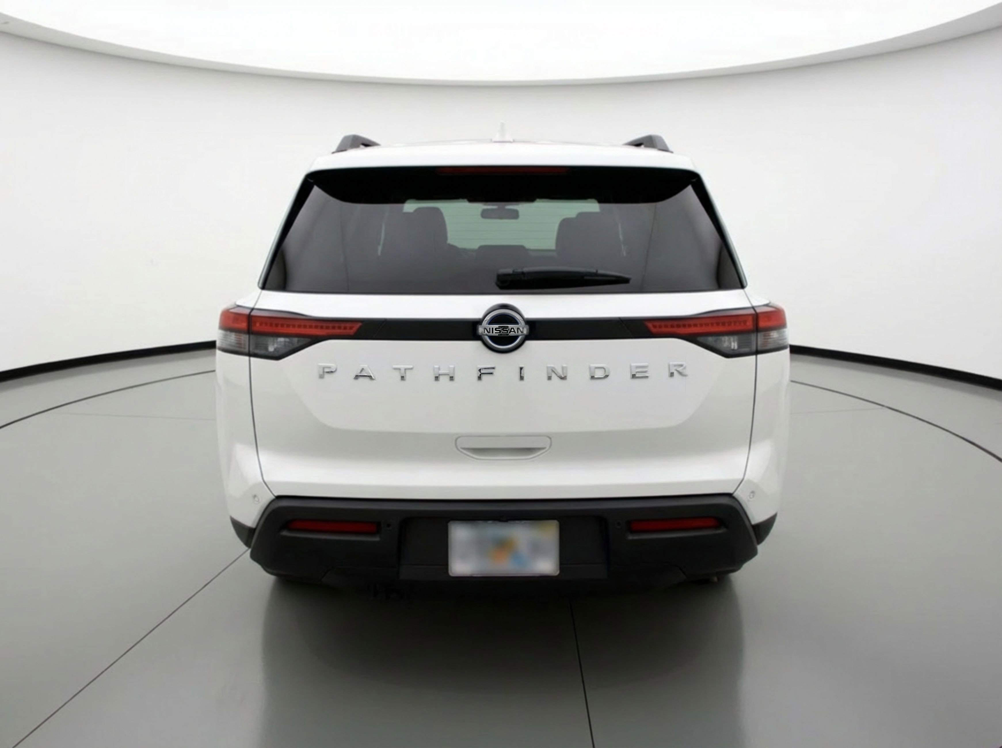 Used 2025 Nissan Pathfinder SV image 7