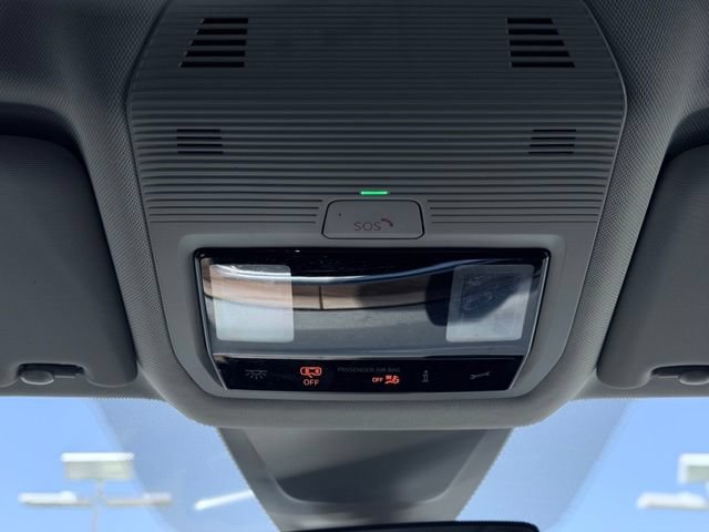 Used 2025 Volkswagen Atlas SE AWD/4WD image 45