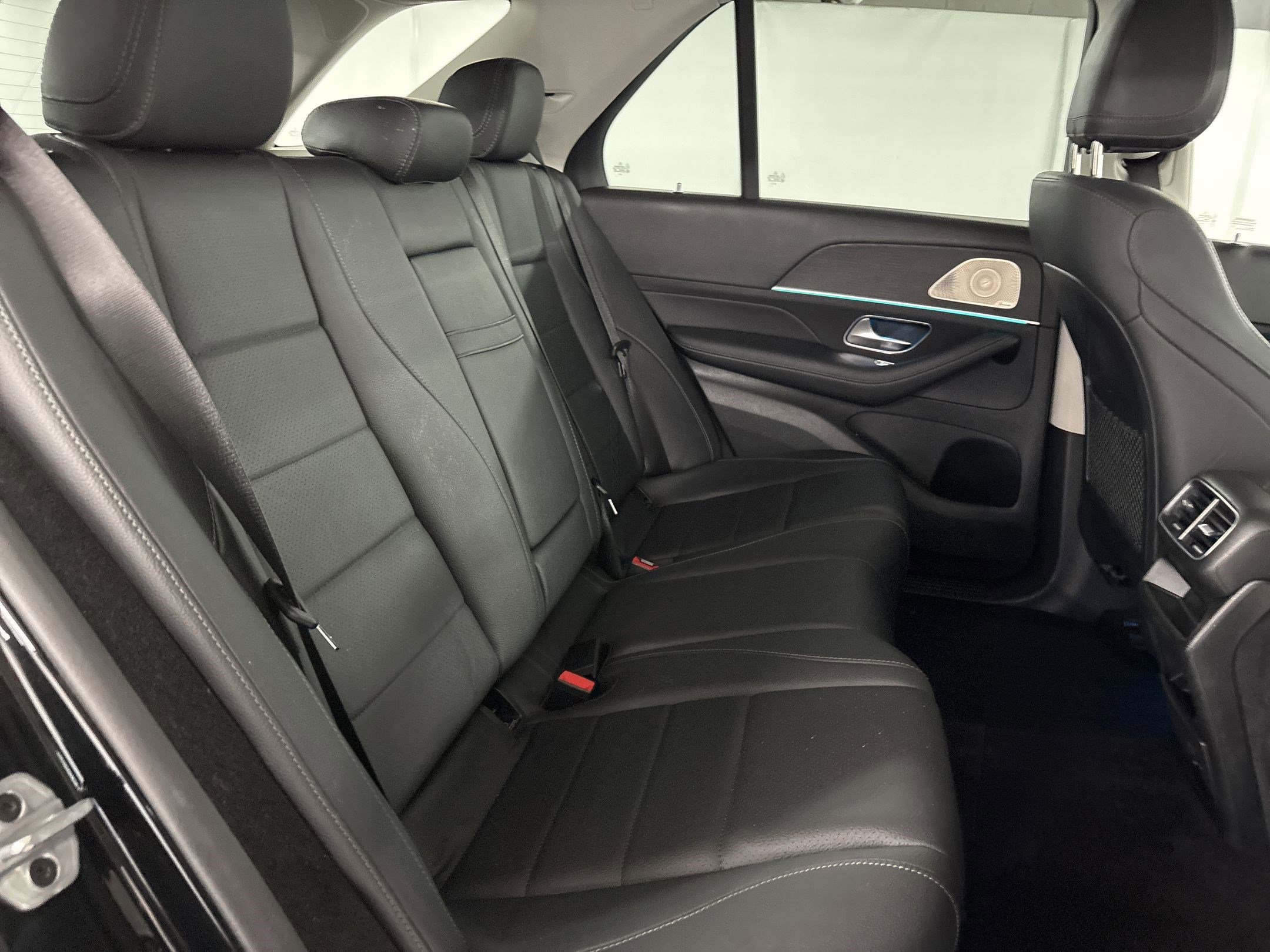 Used 2023 Mercedes-Benz GLE 450 4MATIC w/ Premium Package image 31