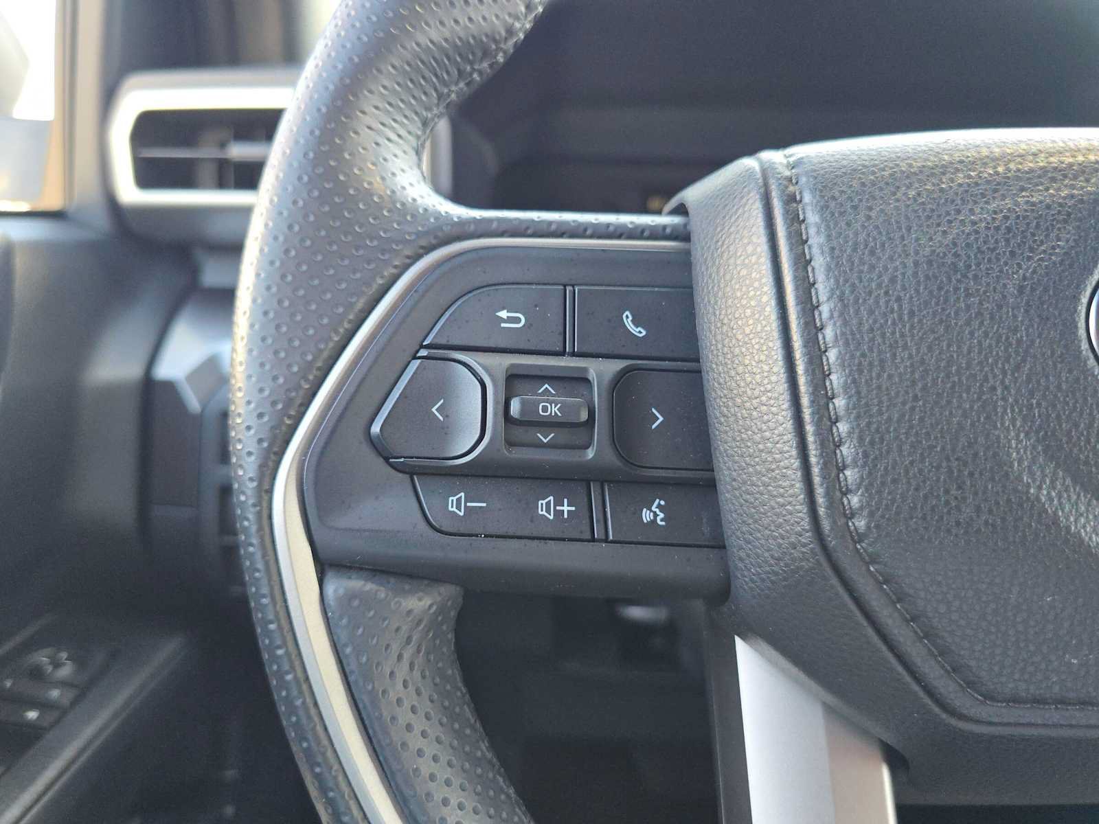 Certified 2026 Toyota 4Runner SR5 RWD image 32