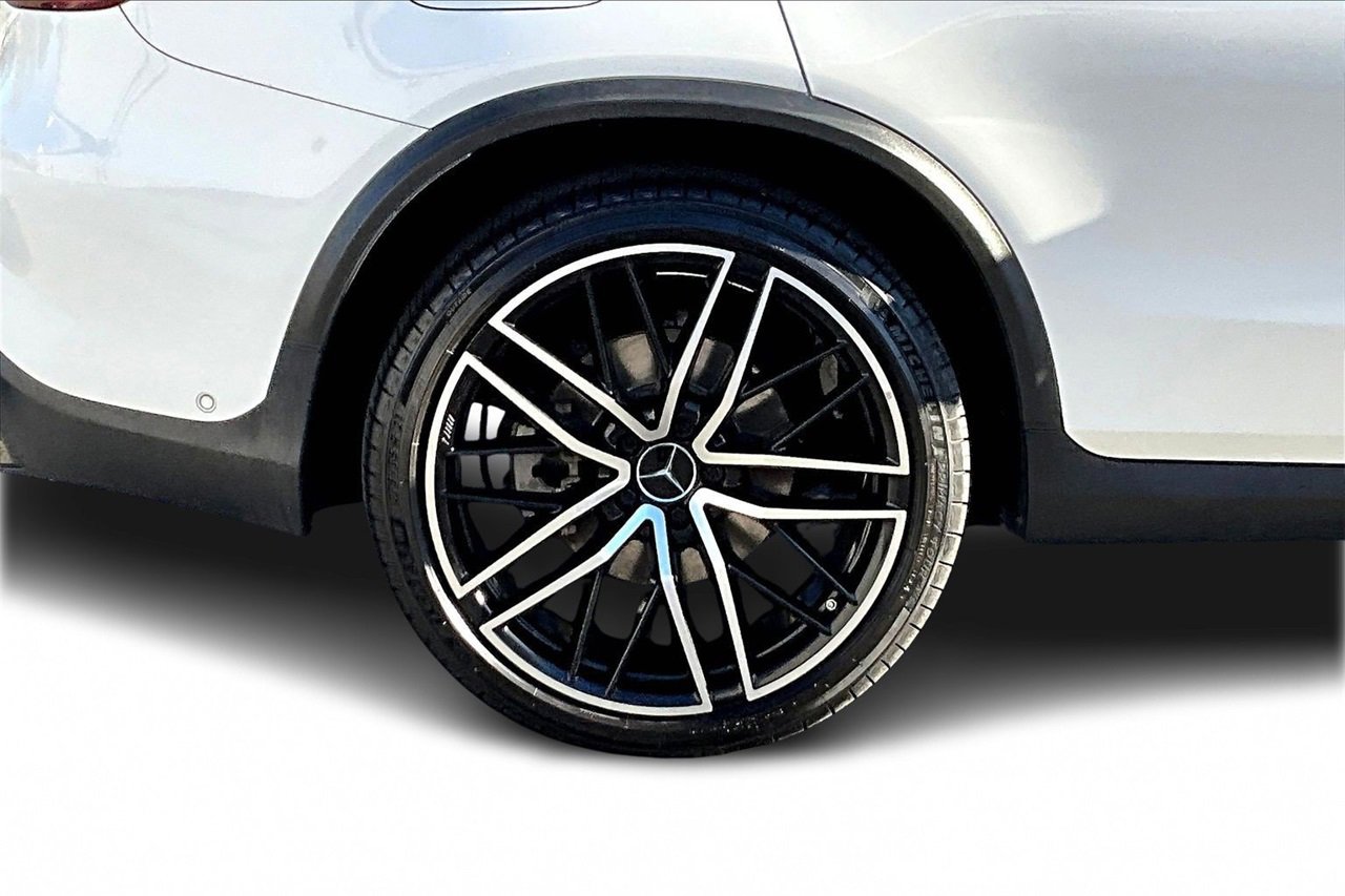 Used 2022 Mercedes-Benz GLC 43 AMG 4MATIC image 34