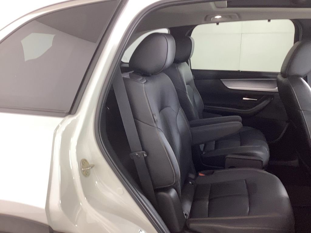 Certified 2024 MAZDA CX-90 Plug-In Hybrid w/ Premium Pkg image 11