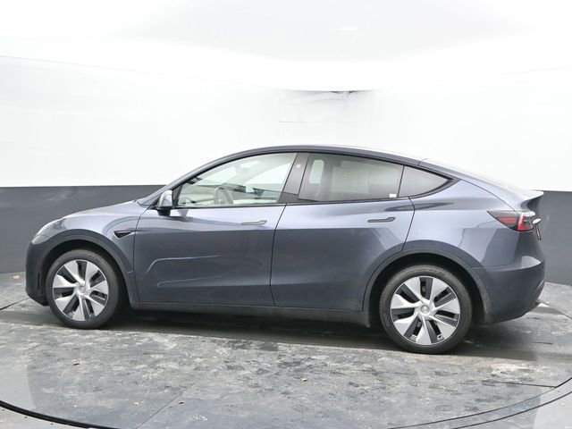 Used 2023 Tesla Model Y Long Range image 6
