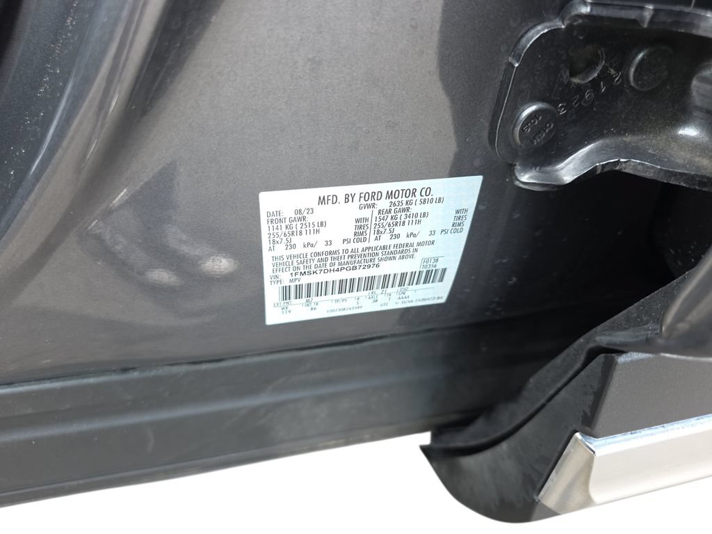 Used 2023 Ford Explorer XLT RWD image 31