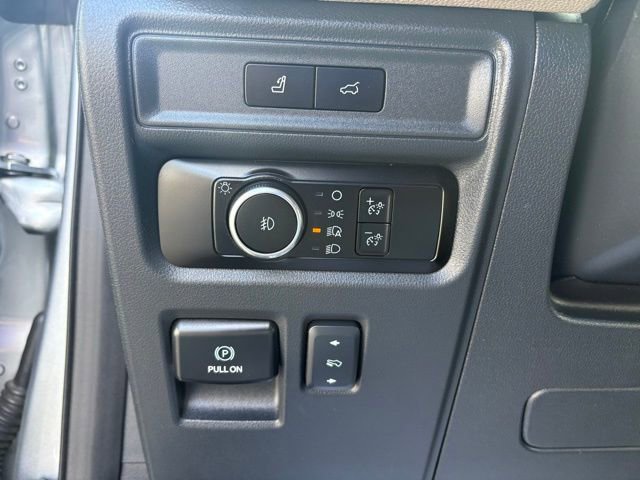 Used 2024 Ford Expedition Limited image 28