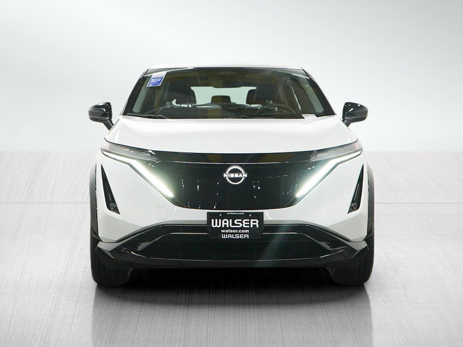 Used 2024 Nissan Ariya AWD image 9