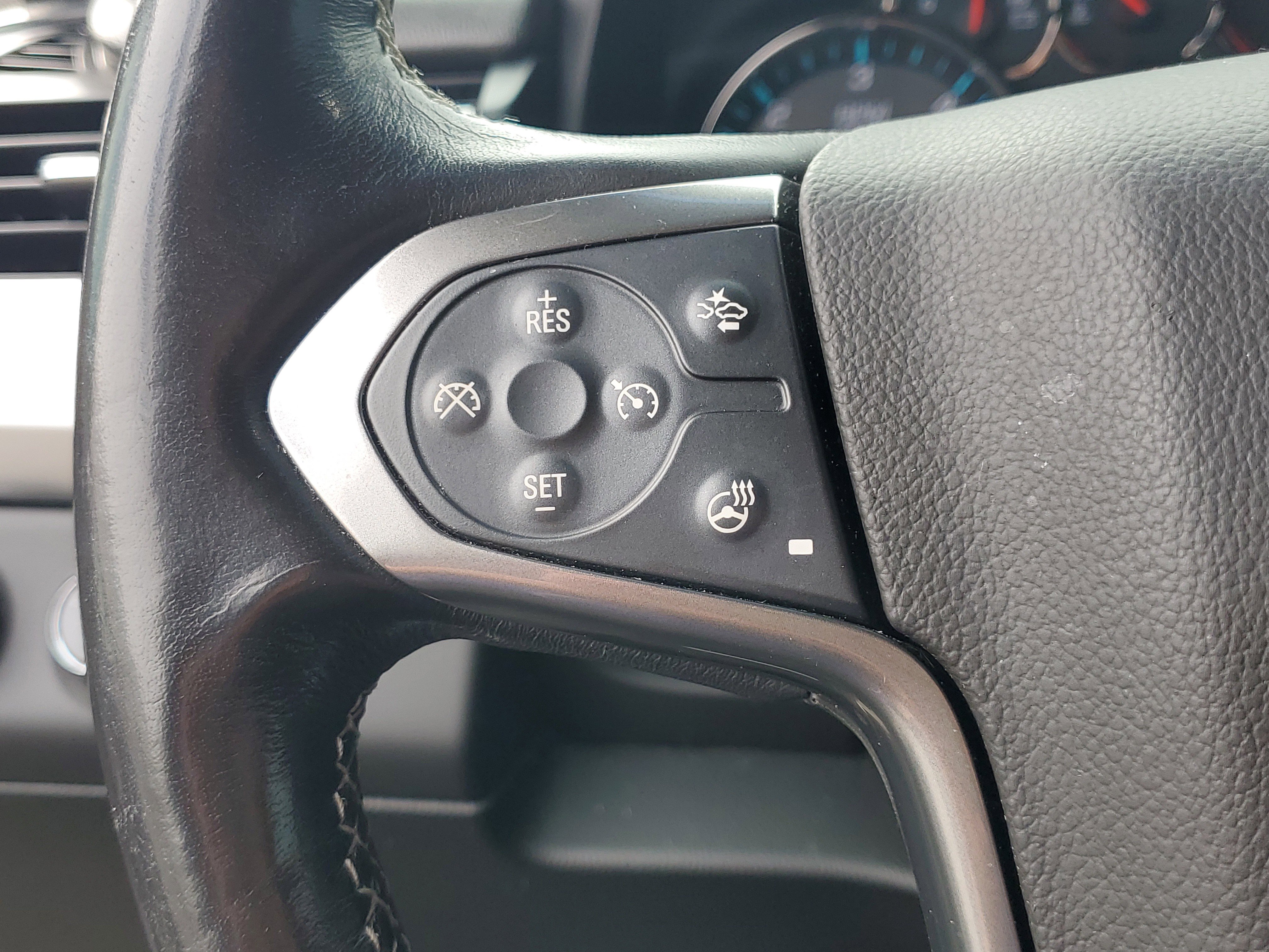 Used 2019 Chevrolet Tahoe LT w/ RST Edition AWD/4WD image 29