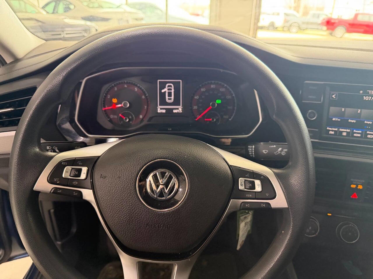 Used 2020 Volkswagen Jetta SE image 31