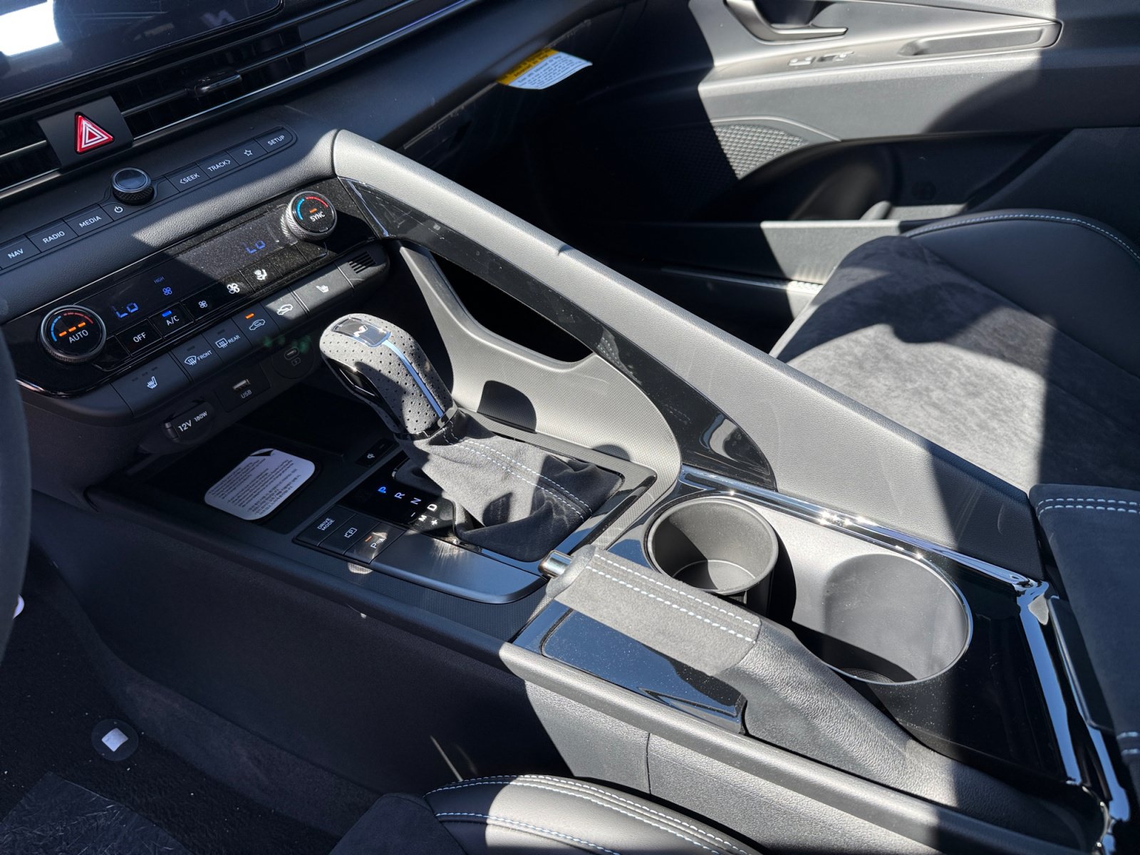 New 2026 Hyundai Elantra N FWD image 13