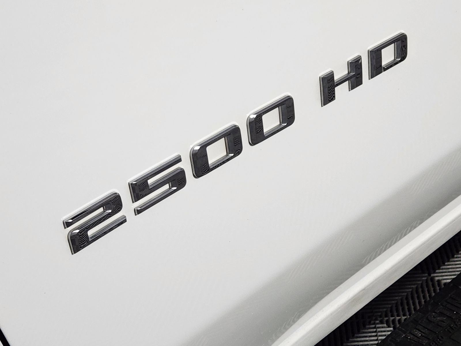 Used 2021 Chevrolet Silverado 2500 LT w/ Z71 Off-Road Package AWD/4WD image 11