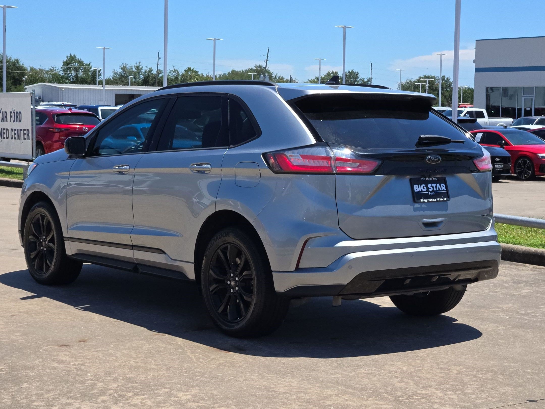 Certified 2024 Ford Edge SE w/ Black Appearance Package AWD/4WD image 7