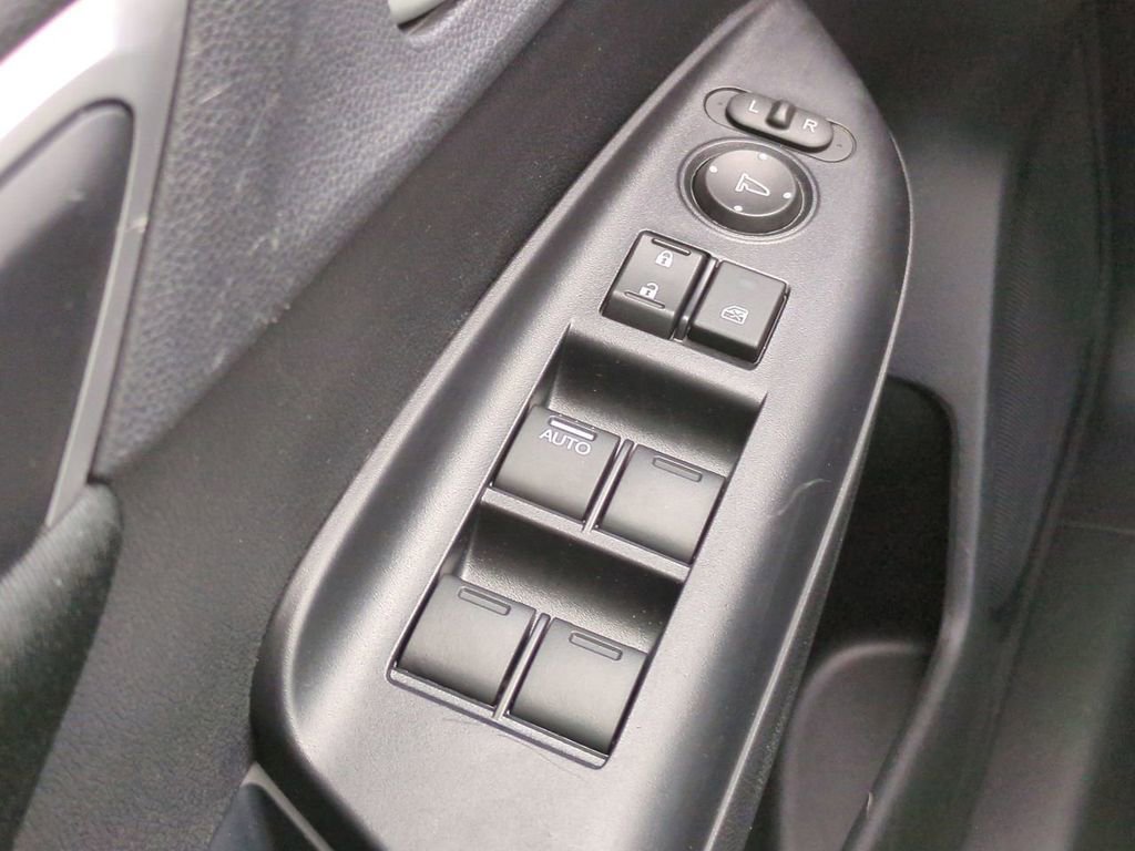 Used 2019 Honda Fit LX image 22