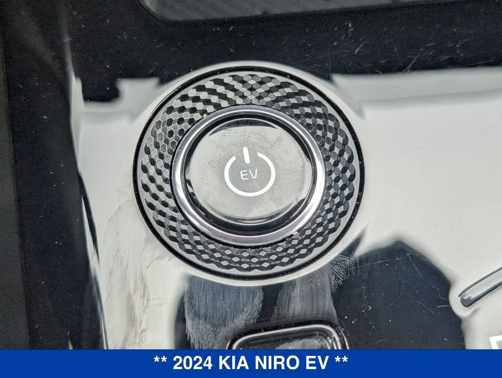 Used 2024 Kia Niro Wind w/ Wind Preserve Package FWD image 30