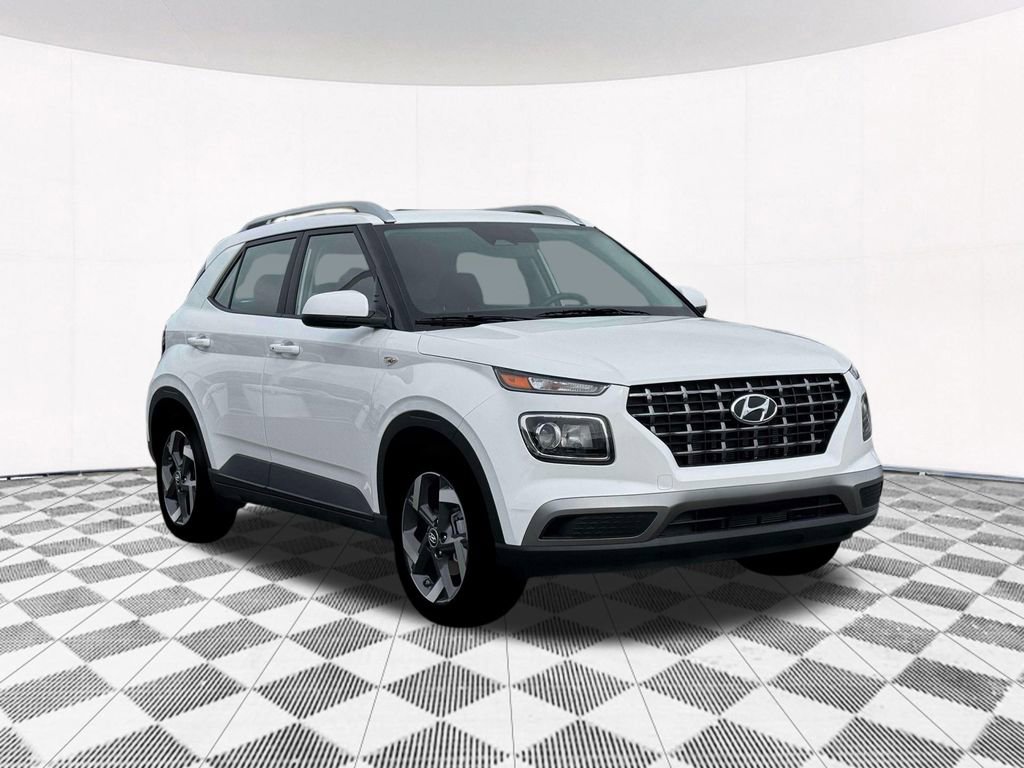 New 2026 Hyundai Venue SEL image 16