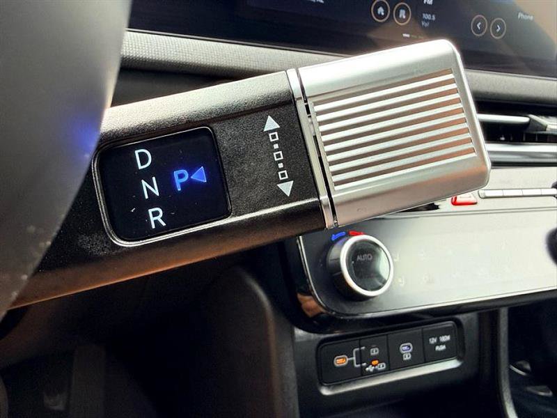 Used 2025 Hyundai Tucson Limited image 43
