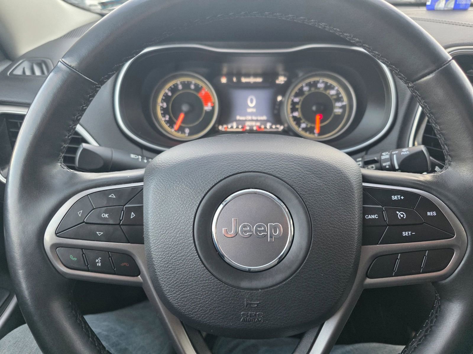 Used 2019 Jeep Cherokee Limited image 13