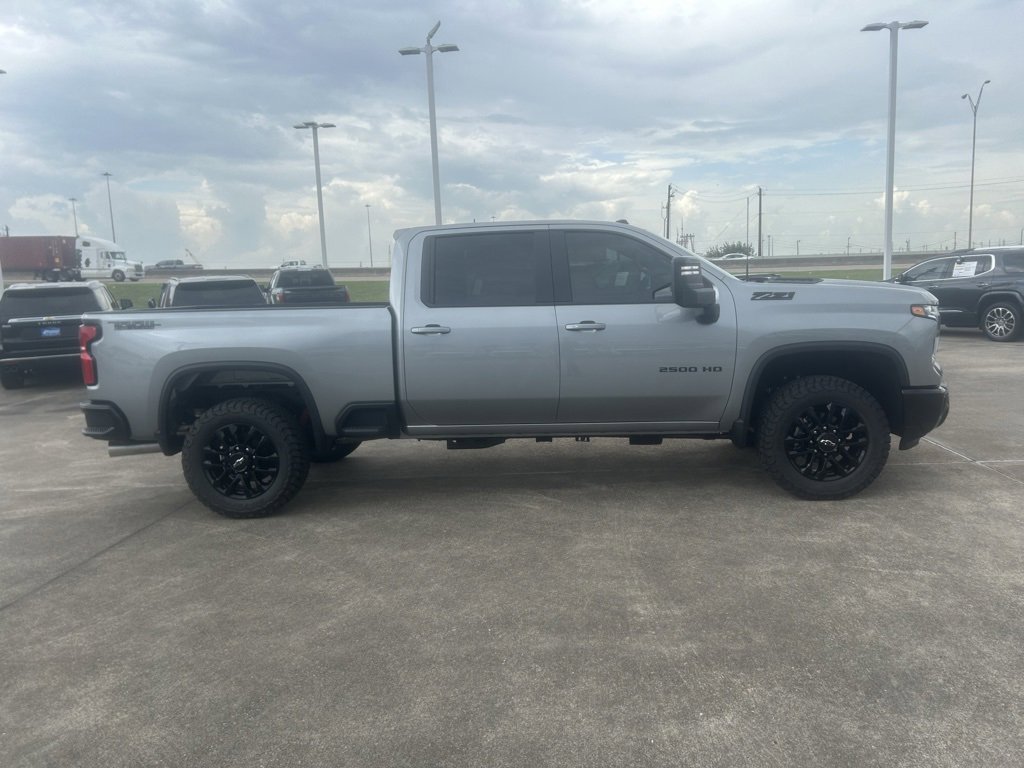 New 2025 Chevrolet Silverado 2500 LT w/ Trail Boss Package image 9