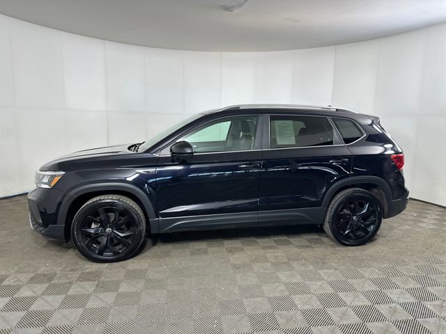 Used 2023 Volkswagen Taos SE image 6