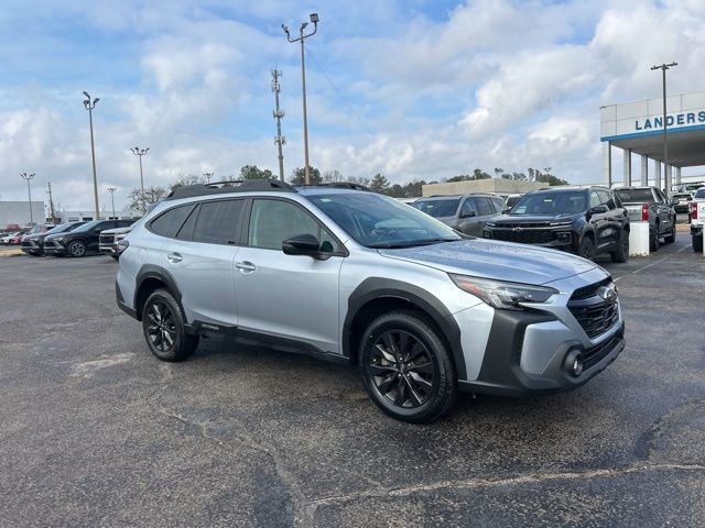 Used 2025 Subaru Outback Onyx Edition image 1