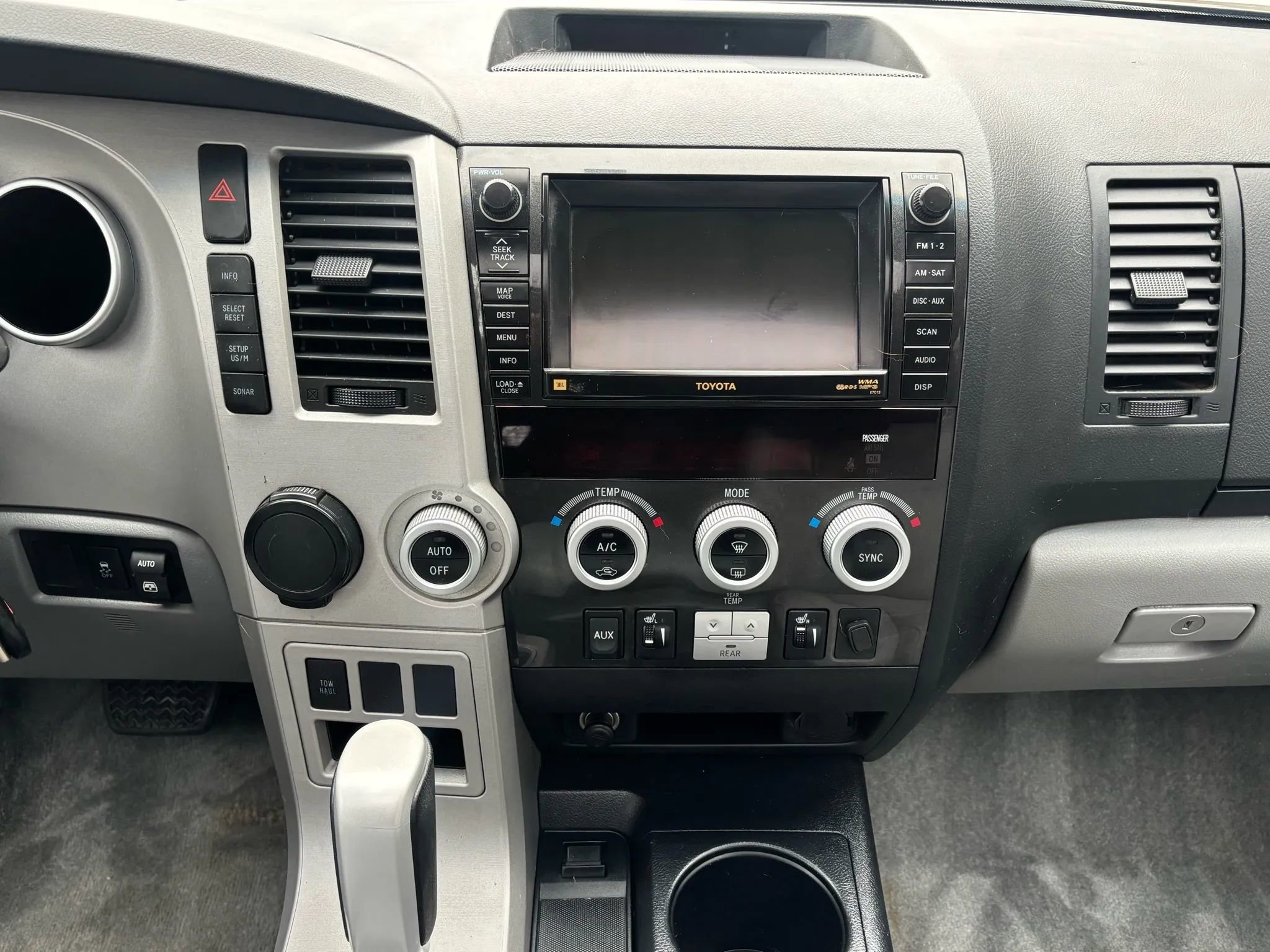 Used 2008 Toyota Sequoia Limited RWD image 29