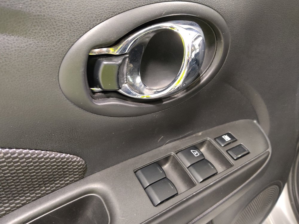 Used 2019 Nissan Versa SV w/ SV Special Edition Package image 27