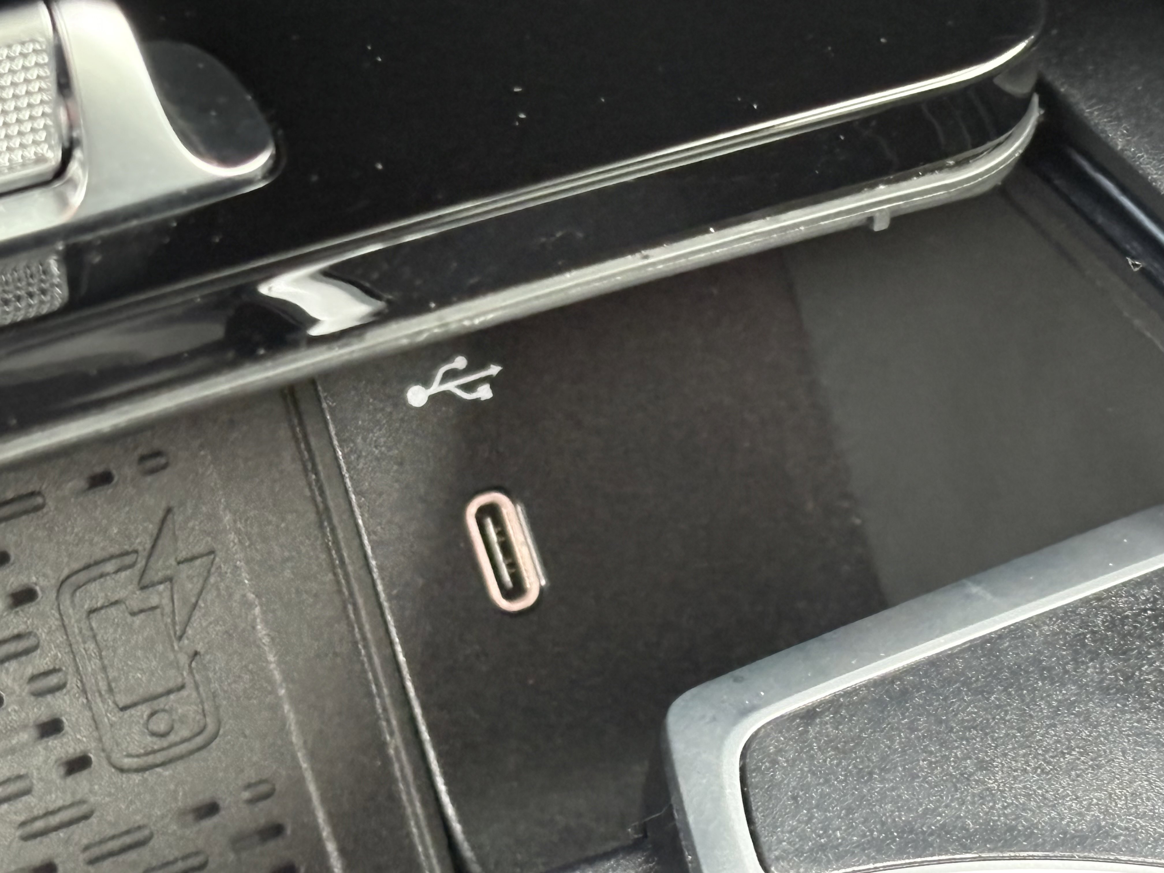 Used 2025 Mercedes-Benz GLE 450e 4MATIC image 27