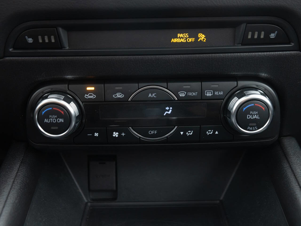 Used 2018 MAZDA CX-5 Touring w/ Preferred Equipment Package AWD/4WD image 36