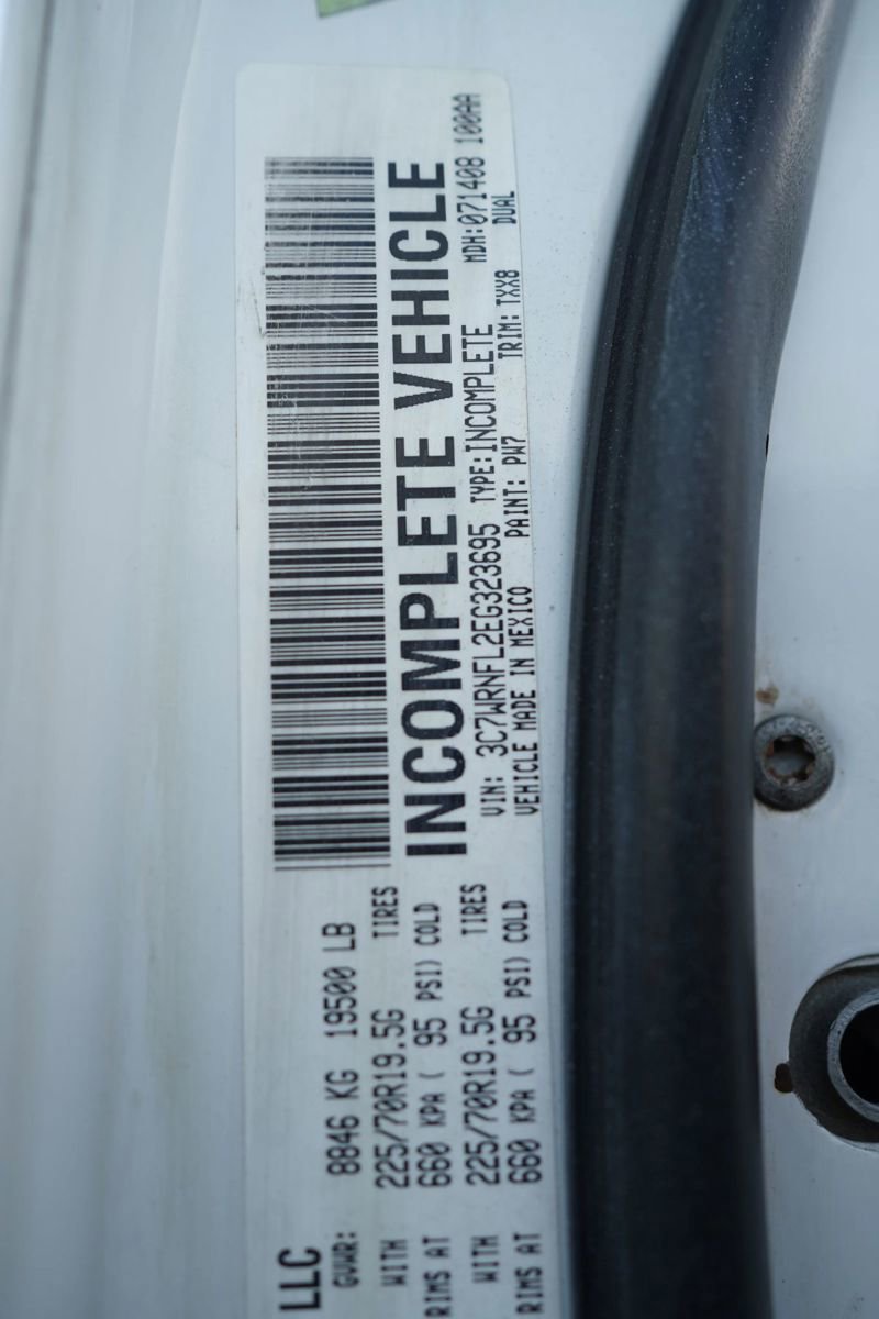 Used 2014 RAM 5500 Tradesman image 45