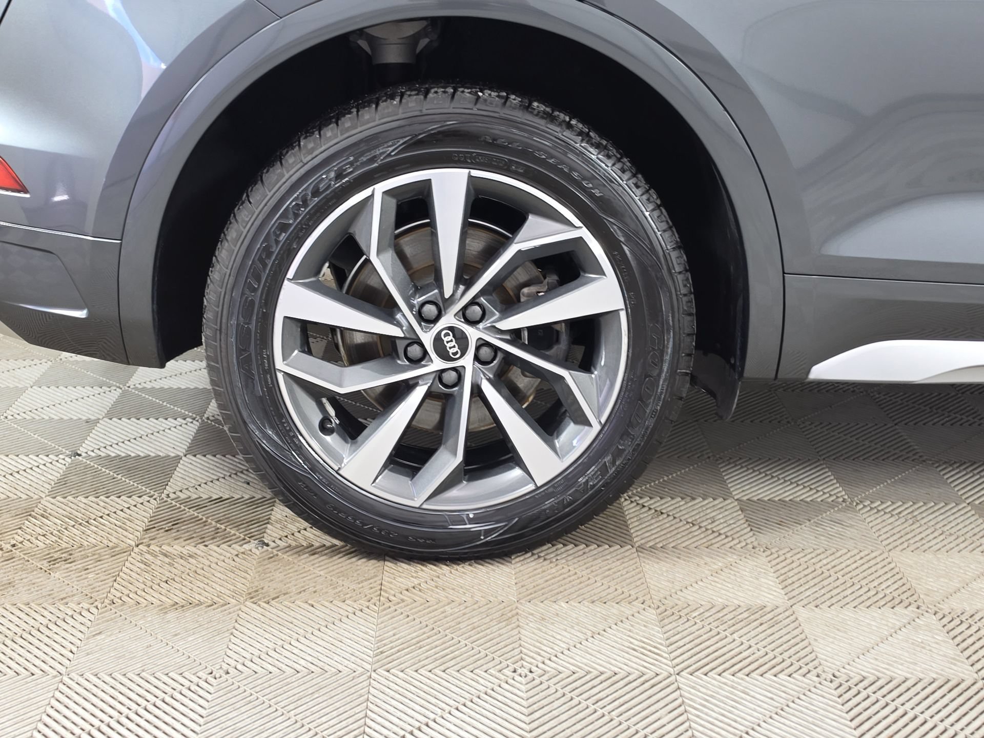 Used 2022 Audi Q5 2.0T Premium Plus AWD/4WD image 9