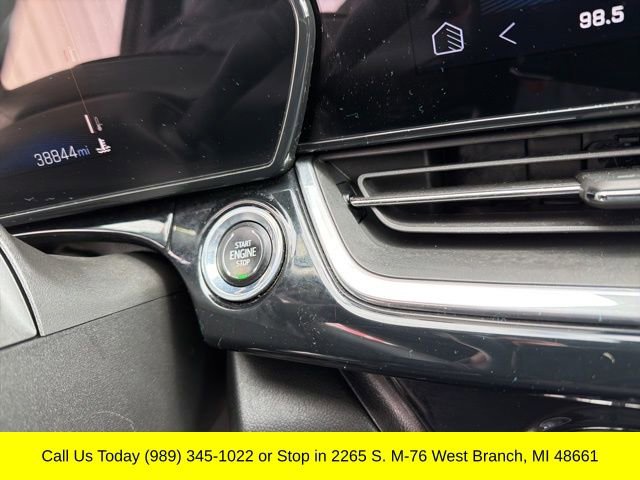 Used 2024 Chevrolet Trax RS w/ Sunroof Package image 22