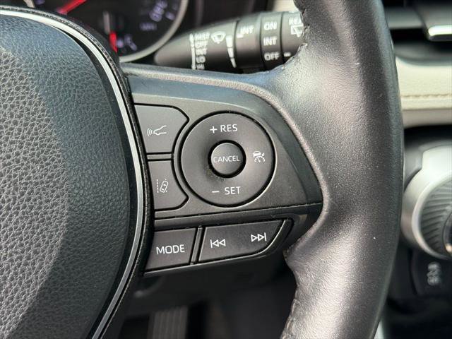 Certified 2019 Toyota RAV4 XLE Premium w/ Carpet Mat Package FWD image 26