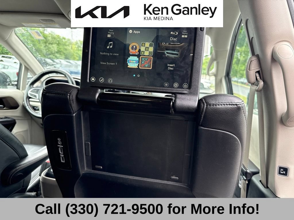 Used 2017 Chrysler Pacifica Touring-L Plus w/ Advanced Safetytec Group FWD image 38