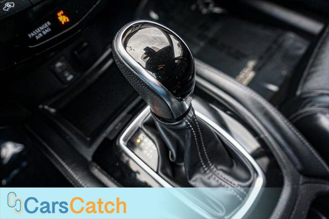 Used 2017 Nissan Rogue SL image 35