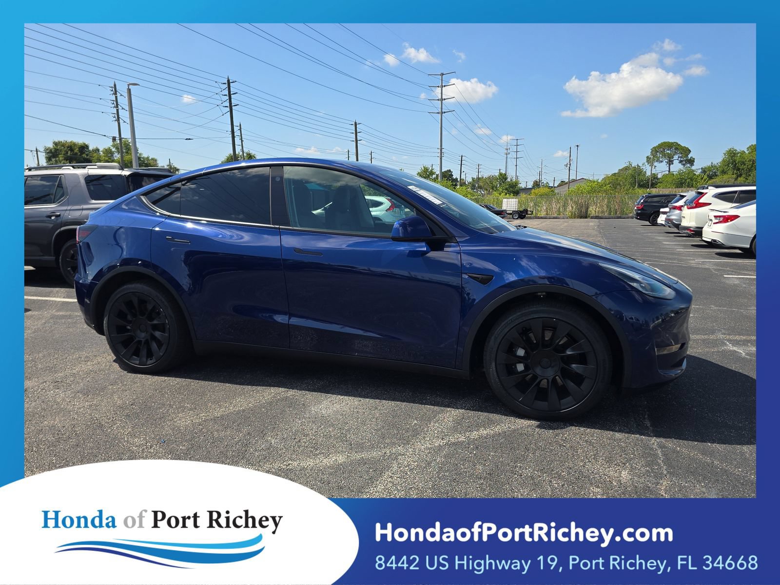 Used 2021 Tesla Model Y Long Range AWD/4WD image 1