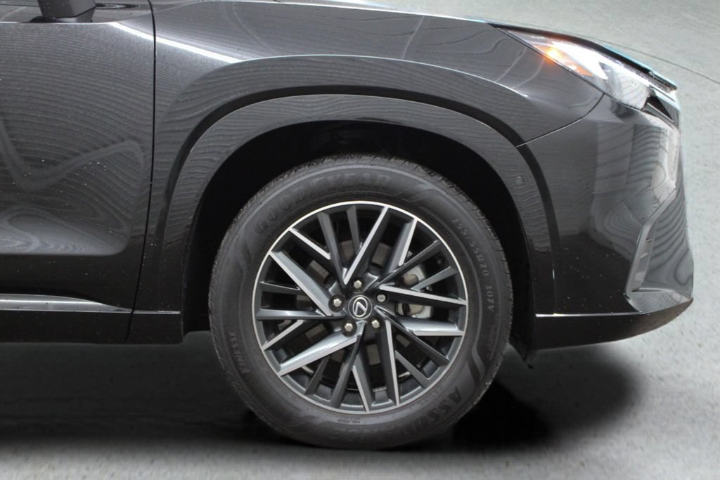 Used 2025 Lexus TX 350 AWD w/ Technology Package image 14