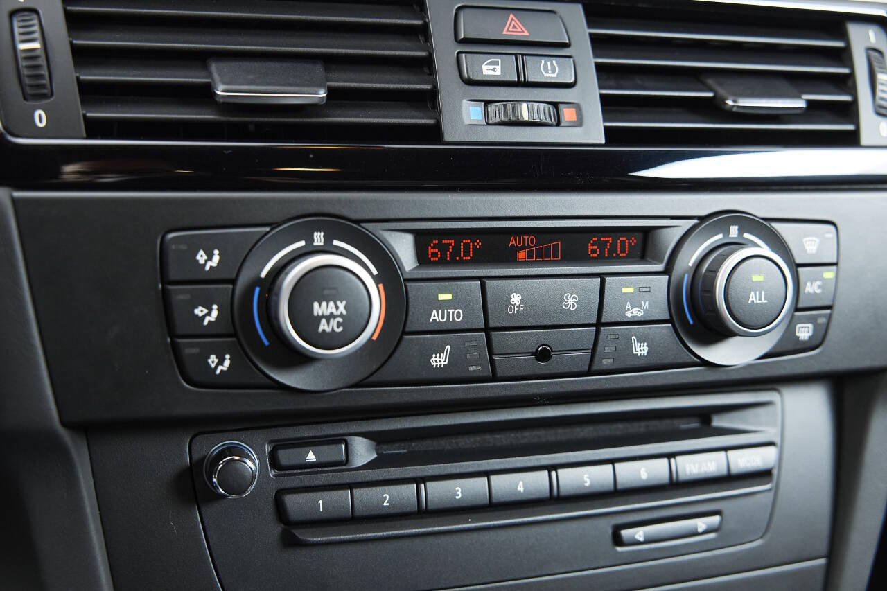 Used 2013 BMW M3 Coupe RWD image 60