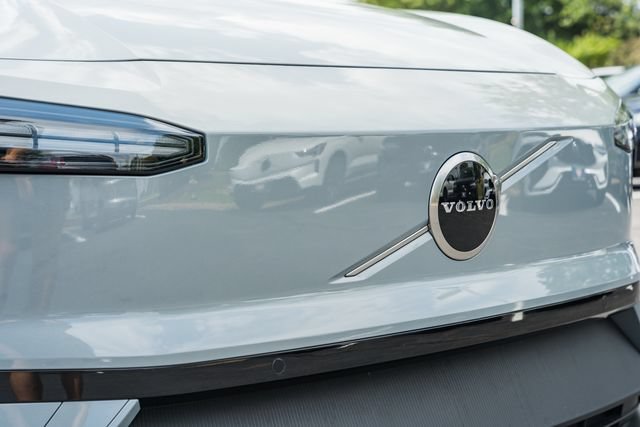 New 2026 Volvo EX30 Plus w/ Protection Package Premier AWD/4WD image 12