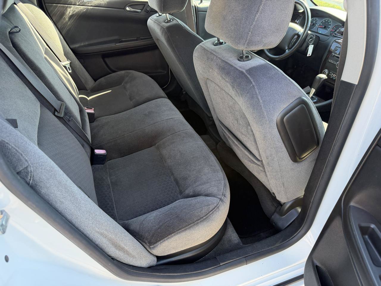 Used 2013 Chevrolet Impala LT w/ LT Sunroof Package FWD image 14
