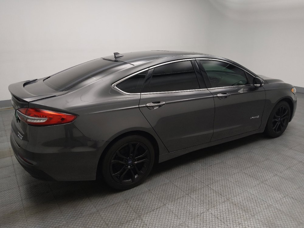 Used 2019 Ford Fusion Titanium FWD image 10