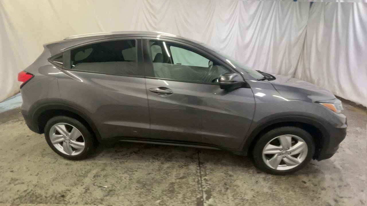 Used 2019 Honda HR-V EX image 9