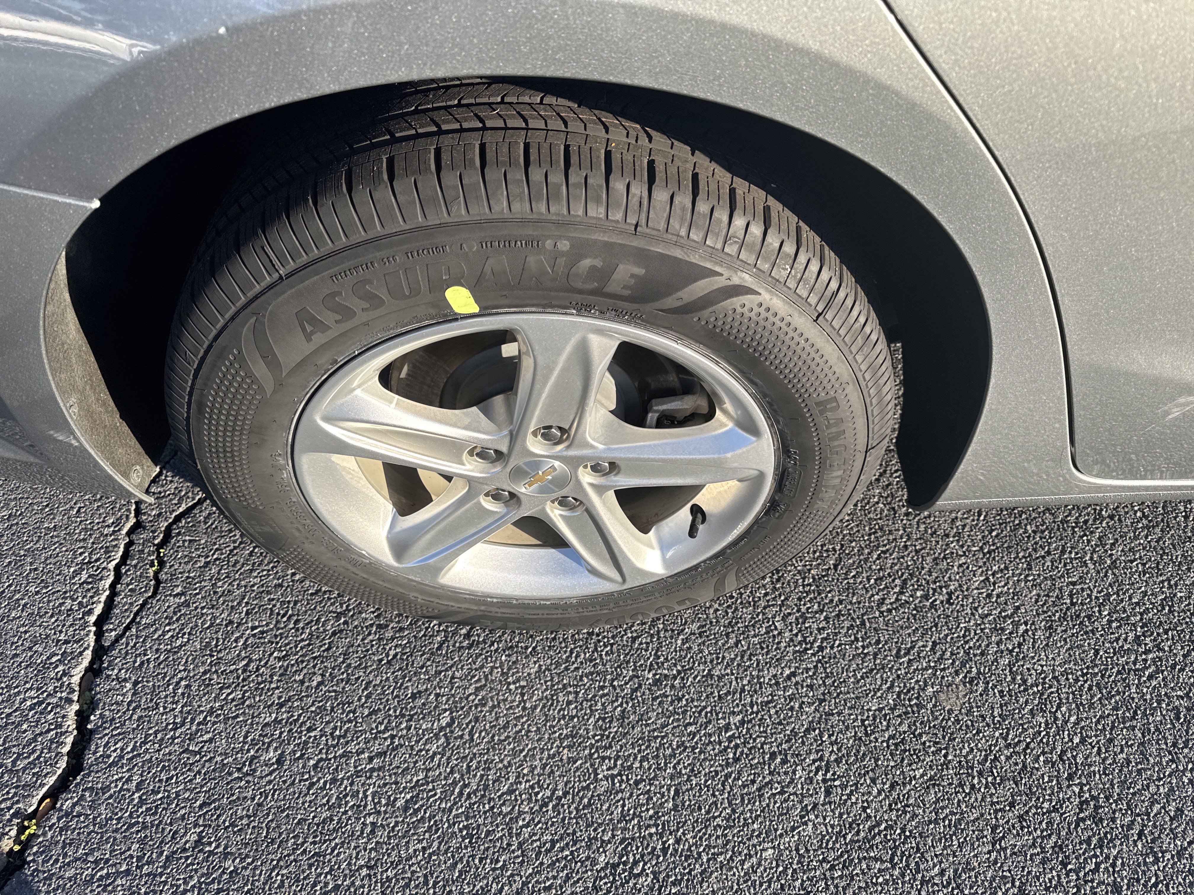 Used 2024 Chevrolet Malibu LT image 11