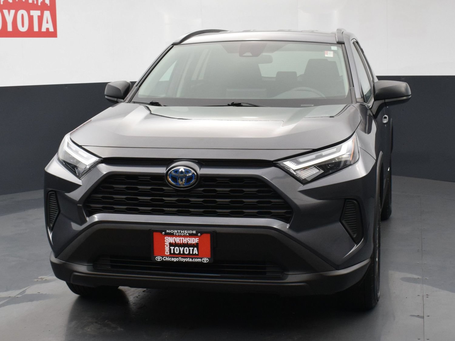Used 2024 Toyota RAV4 LE AWD/4WD image 7