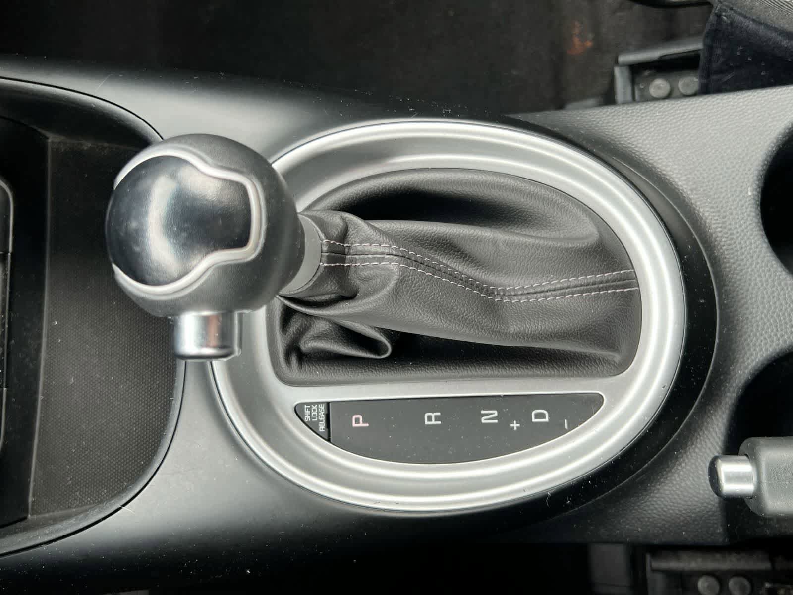 Used 2019 Kia Soul + FWD image 31