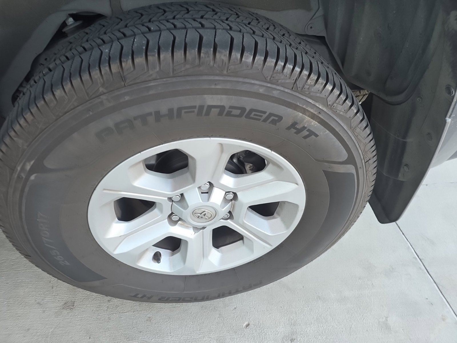 Used 2022 Toyota 4Runner SR5 Premium w/ Moonroof Package RWD image 14