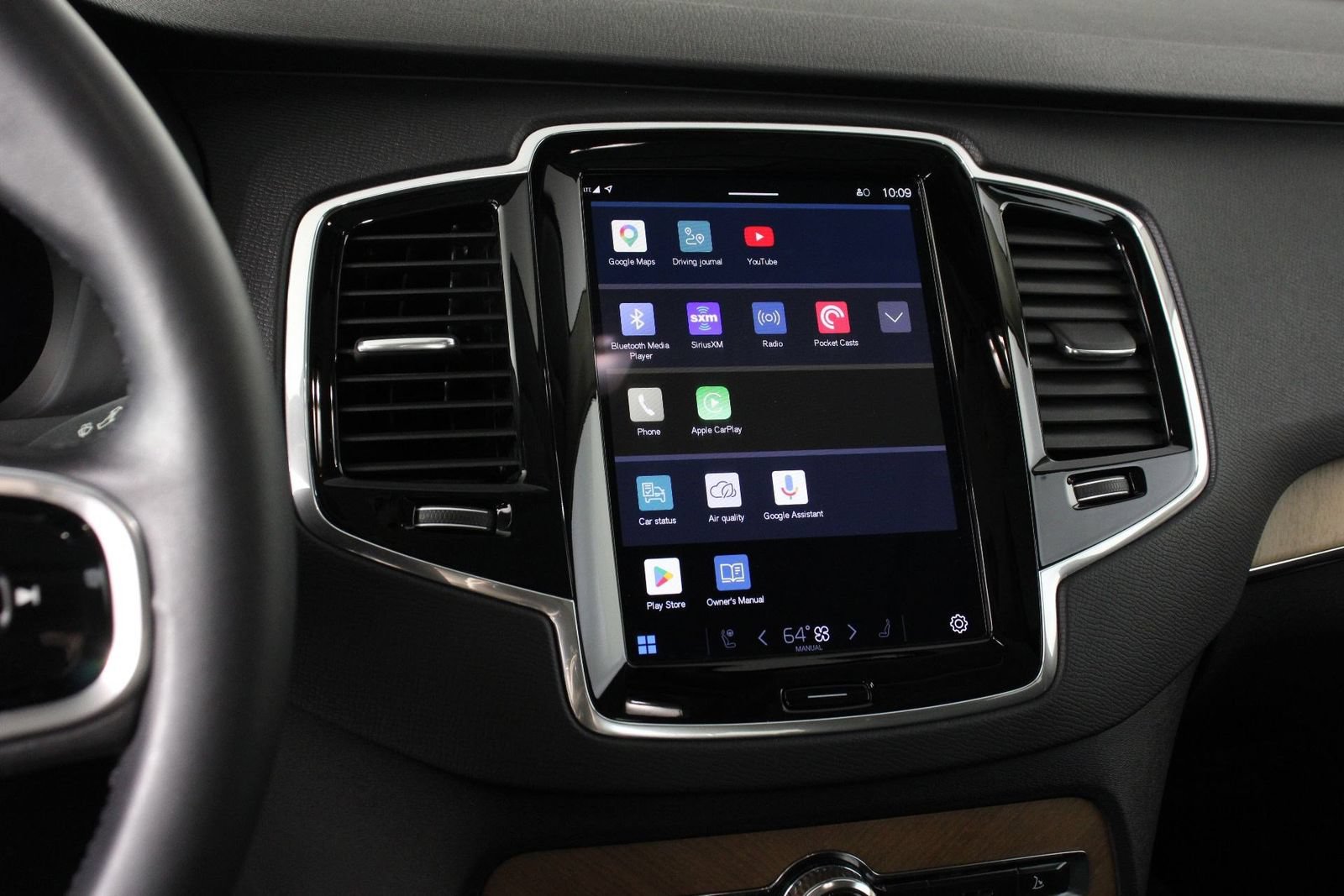 Certified 2023 Volvo XC90 T8 Plus w/ Protection Package Premier AWD/4WD image 9
