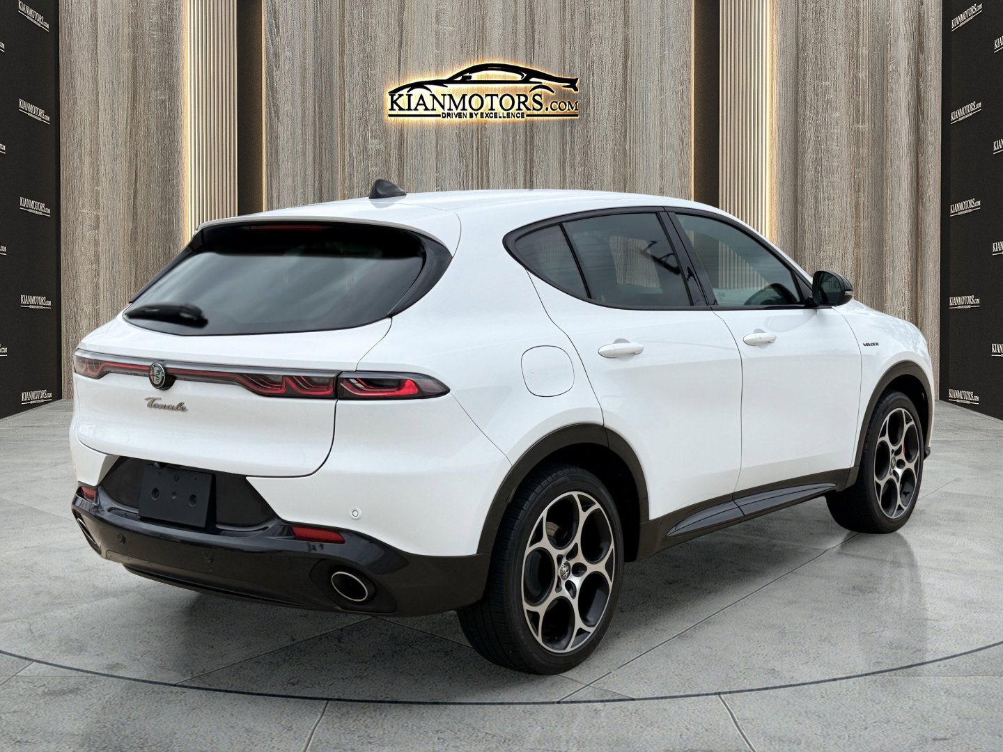 Used 2024 Alfa Romeo Tonale Veloce image 7